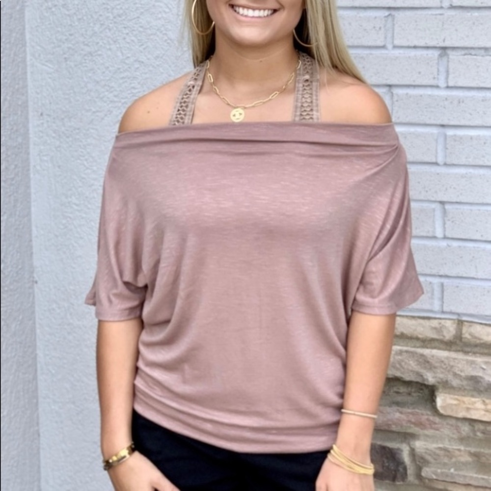 Lavish boutique top NWT